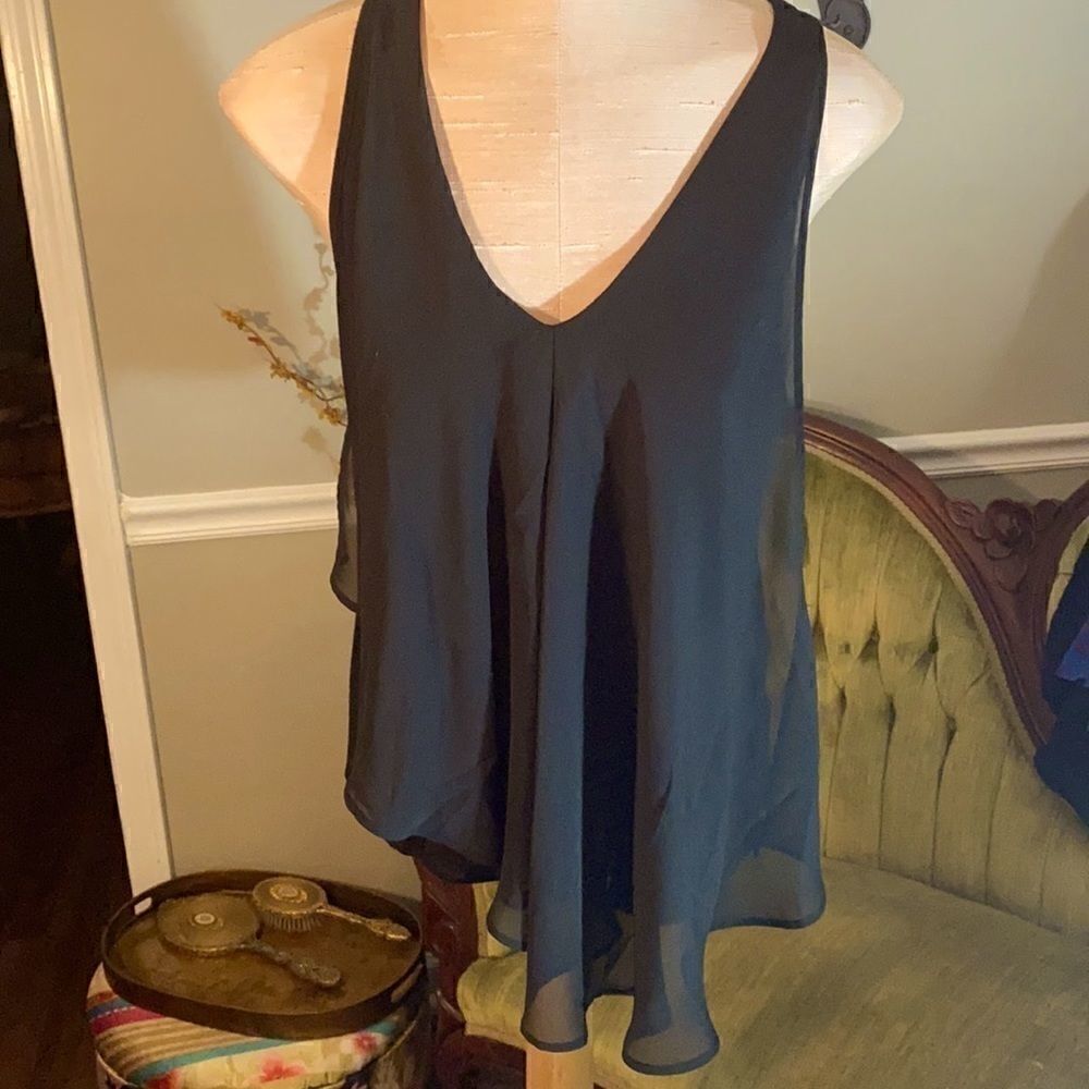Converse-One Star, fashion tank blouse. Women’s M.